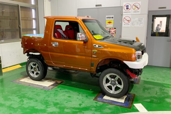 ジムニーのオープンカー 幌車 に乗りたくなったら屋根を切ろう 4x4エスポワール